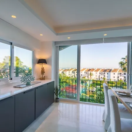Banus - Nueva Andalucia Banus Sea Views Daire *